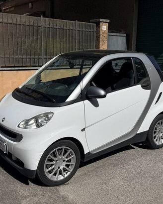 Smart fortwo 1.0 mhd bianca lim 70cv