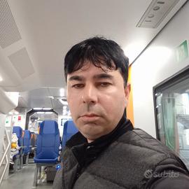 Addetto pulizie appartamenti uffici negozi