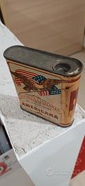 Scatola antica in latta 