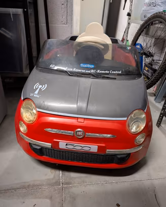 Macchina elettrica per bambini 12v fiat 500 rossa