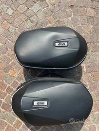 Borse Givi + telaietti per BMW F800r