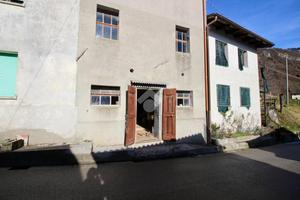 4 LOCALI A PULFERO