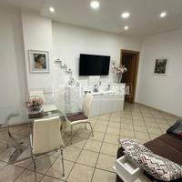 Trilocale con doppi accessori con box e posto auto