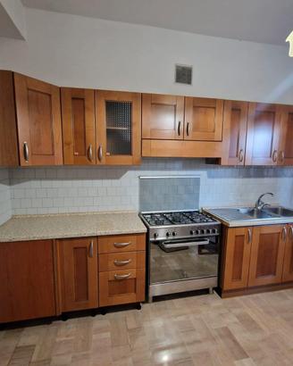 Cucina completa Lube in legno ciliegio 
