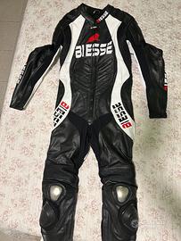 Tuta moto