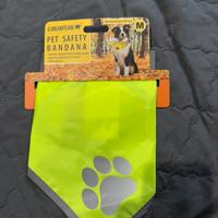 Bandana riflettente per cani.