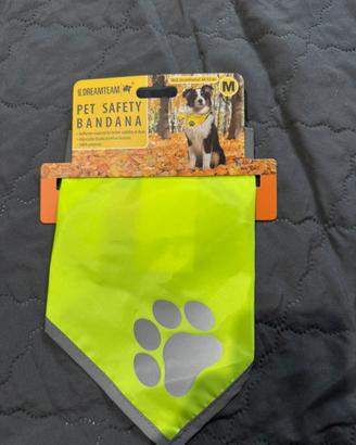 Bandana riflettente per cani.