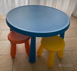 Tavolo bambini Ikea con sgabelli