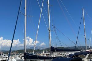 beneteau first 28.5 leggi descrizione