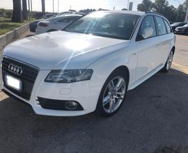 AUDI A4 4ª serie - 2011