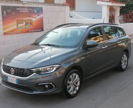 Fiat Tipo 1.6 MJT DCT SW Lounge NAVI LED - 2020