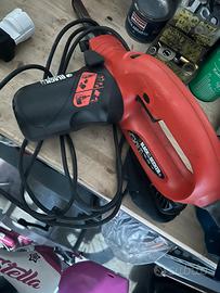 Levigatrice  Black & Decker.