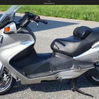 Suzuki burgman 650 executive