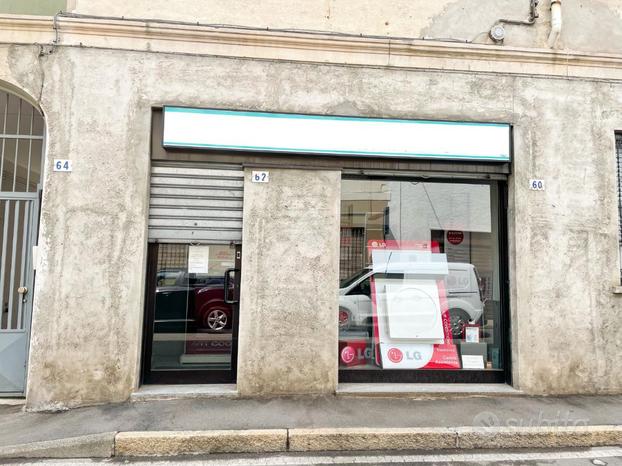 LABORATORIO A LISSONE