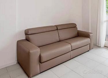 Divano con letto estraibile