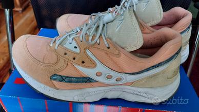 Saucony aya peach 