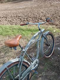 splendida e comoda bicicletta 