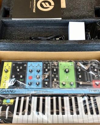 Sintetizzatore Moog Grandmother