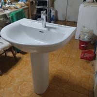 lavandino da 7o con colonna più miscelatore 