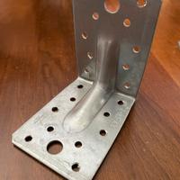 PIASTRA ANGOLARE NERVATA 90 x 90 x 65 mm