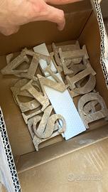 Lettere in Travertino sagomate