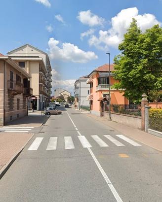 Settimo torinese via leini luminoso bilocale