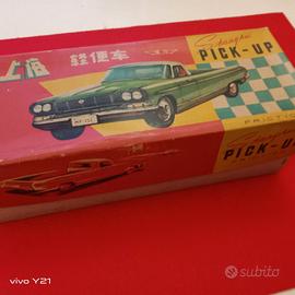 GIOCATTOLO AUTO PICK UP  DI LATTA FRIZIONE VINTAGE