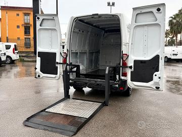 NISSAN NV400 2.3 FURG CON SPONDA