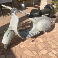 Piaggio Vespa 125 (VNA) - 1958