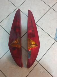 Fanali posteriori fiat punto 2005 3 porte-ricambi