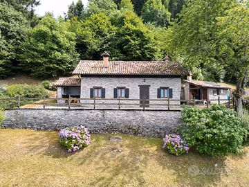 Rustico in montagna in loc. Cozzolin