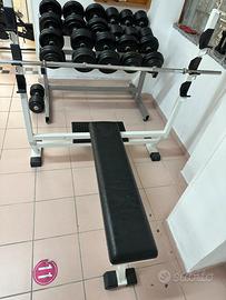 Panca piana (non regolabile)con rialzo per spotter