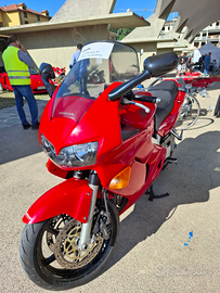 Honda VFR 800