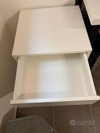 Comodino Ikea