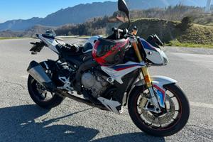 Bmw s1000r