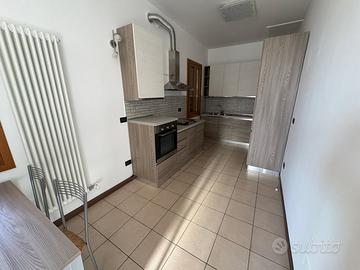 Mini appartamento arredato a Fossò centro – €600/m