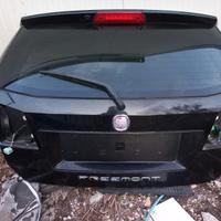 portellone posteriore Fiat Freemont