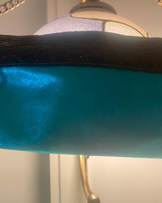 Elegante pochette blu elettrico Dolce & Gabbana