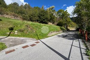 TER. RESIDENZIALE A VEZZA D'OGLIO