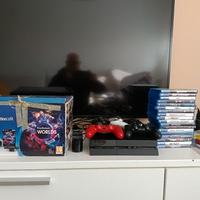 PS4 con vari giochi 4 joypad stazione di ric
