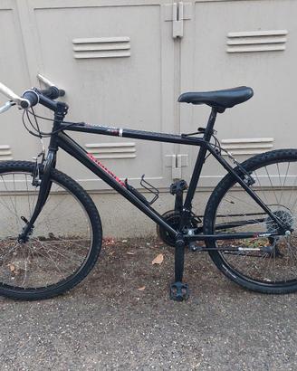 Mountain bike con ruote da 26"