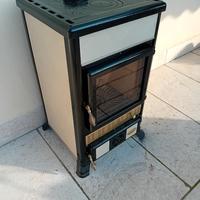 STUFA  A LEGNA   NORDICA 