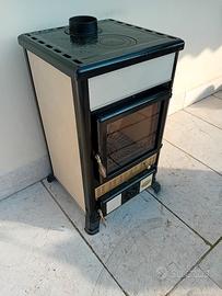 STUFA  A LEGNA   NORDICA 