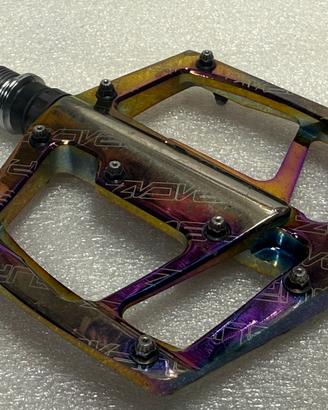 Pedali MTB flat SUPACAZ oil slick