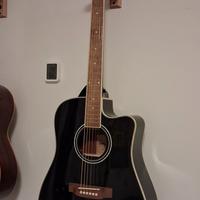 Chitarra acustica elettrificata