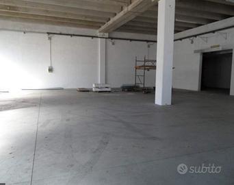 Capannone 420 mq