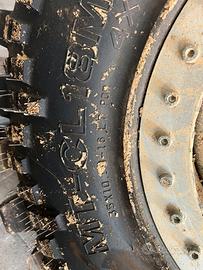 N 4 CST  35 x 10.5 - 16