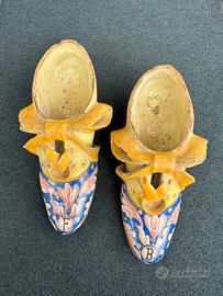 Scarpe in maiolica primi anni 900(vietri sul mare)