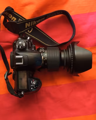 Nikon D200 come nuova con obbiiettivo