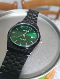 orologio modello Casio MTP-B145D  con  quadrante